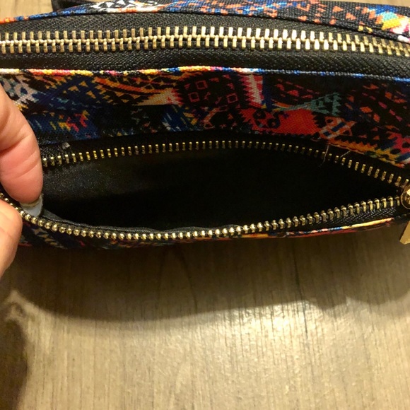 Lularoe Aztec Multicolor Fanny Pack Crossbody Belt Bag - Picture 4 of 6